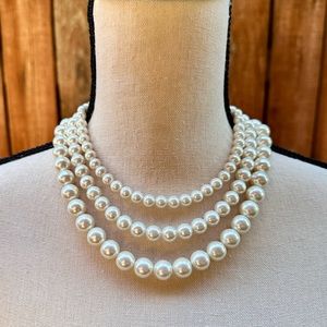 Vintage faux pearl necklace